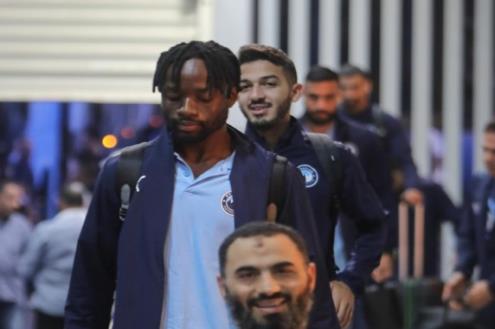 مصدر ليلا كورة: بيراميدز يسمح لفيستون ماييلي بالغياب عن مباراة سيراميكا "لأسباب عائلية"